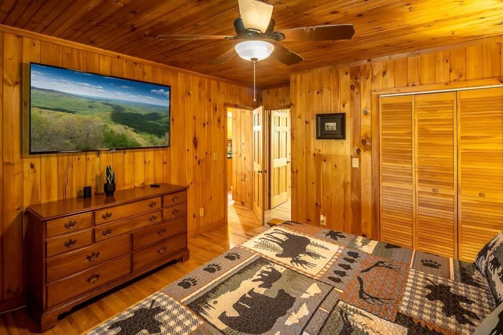 Cozy 'Grey Fox' Cabin Between Boone & Blowing Rock Bagian luar foto