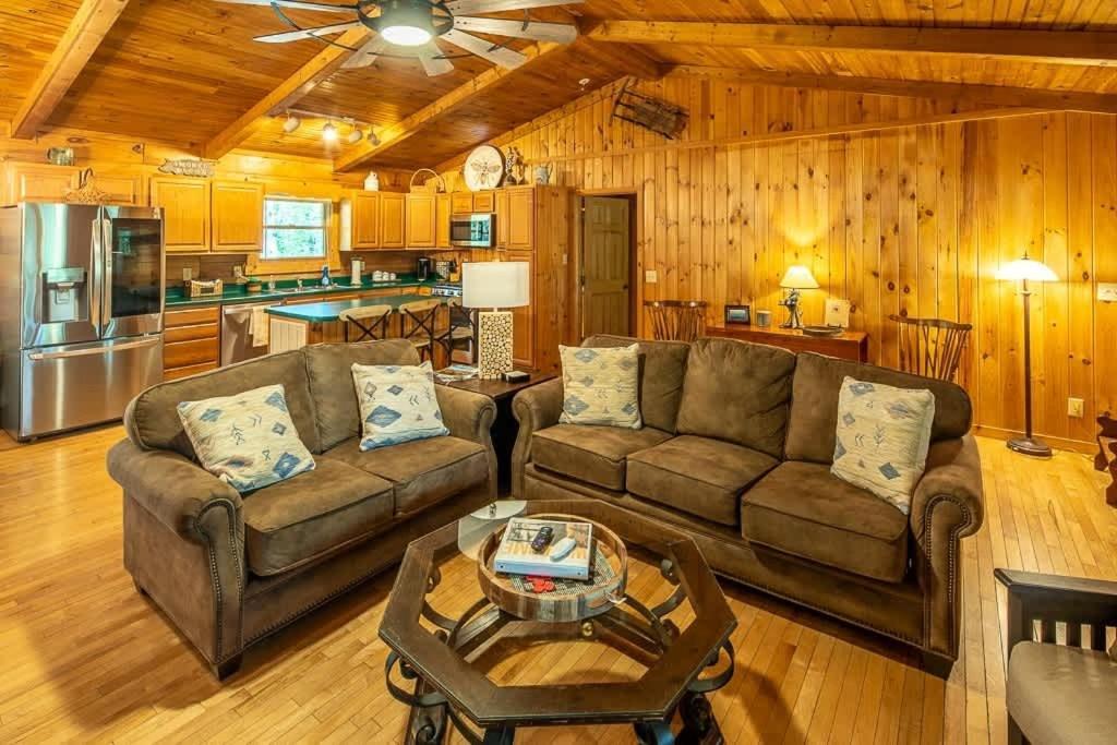 Cozy 'Grey Fox' Cabin Between Boone & Blowing Rock Bagian luar foto